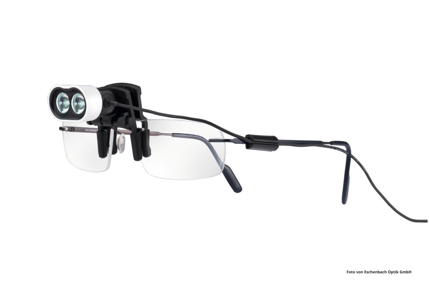 Das Foto zeigt die Kopfleuchte headlight LED von Eschenbach Optik.